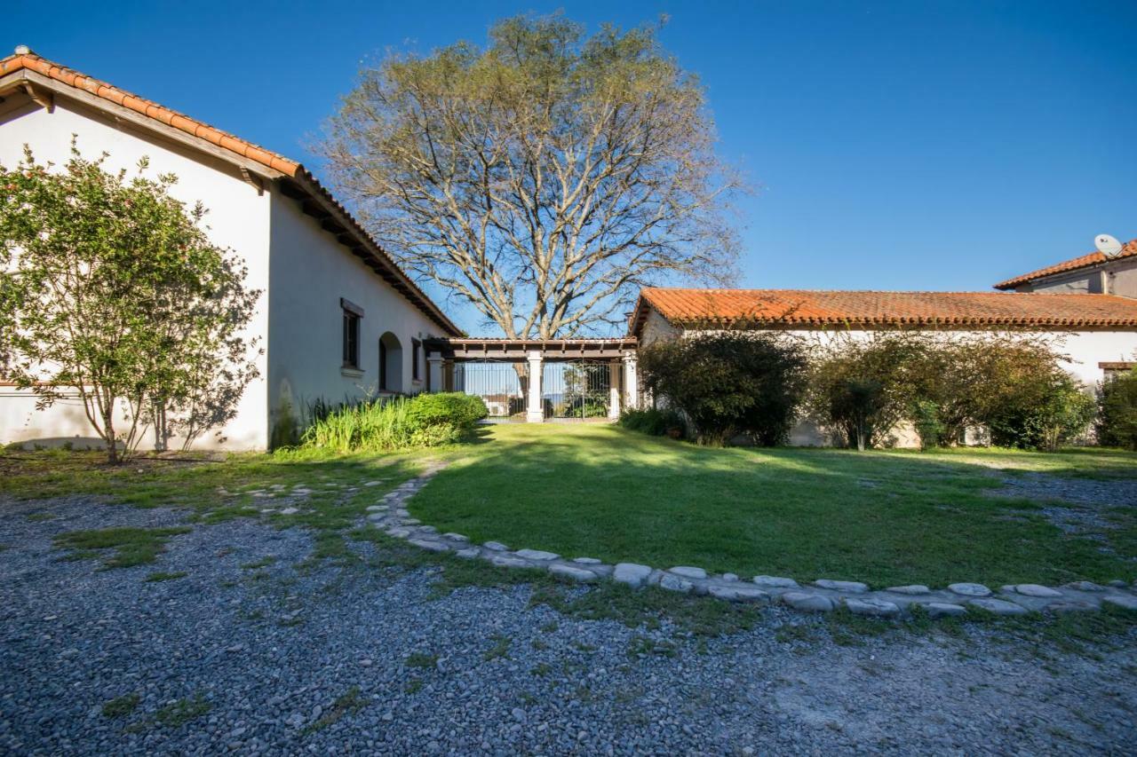 Hotel Torrontes San Lorenzo  Exteriör bild